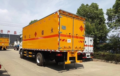 可信賴的危險(xiǎn)品運(yùn)輸車輛選擇與市場(chǎng)行情解析
